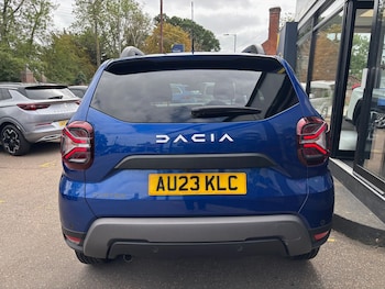Used Dacia Duster 2023 for sale - 76203582: Photo