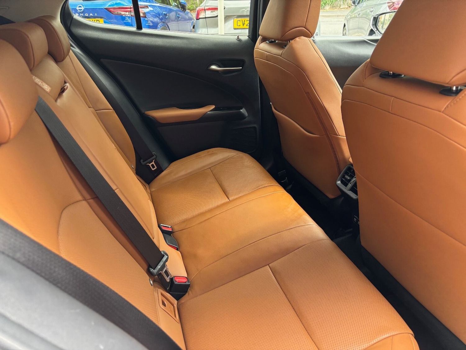 Used Lexus UX 2019 for sale - 76203695: Photo 6