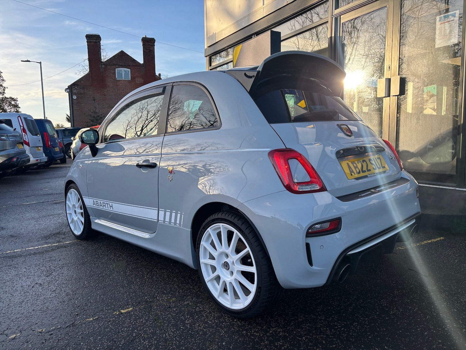 Used Abarth 695 2022 for sale - 76738139: Photo 3