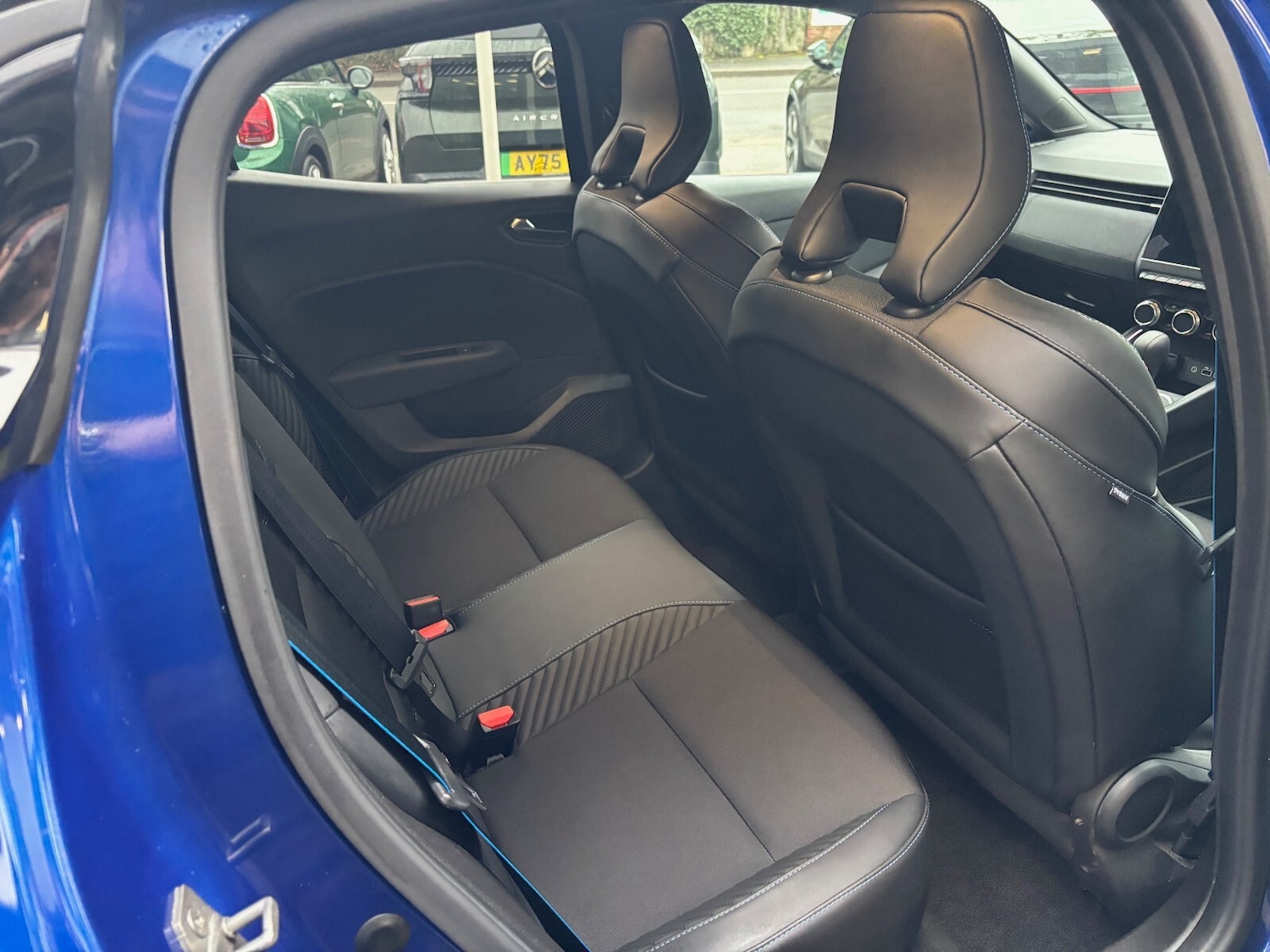 Used Renault Clio 2023 for sale - 77406269: Photo 4