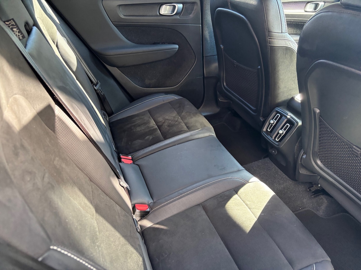 Used Volvo XC40 2020 for sale - 76203698: Photo 6