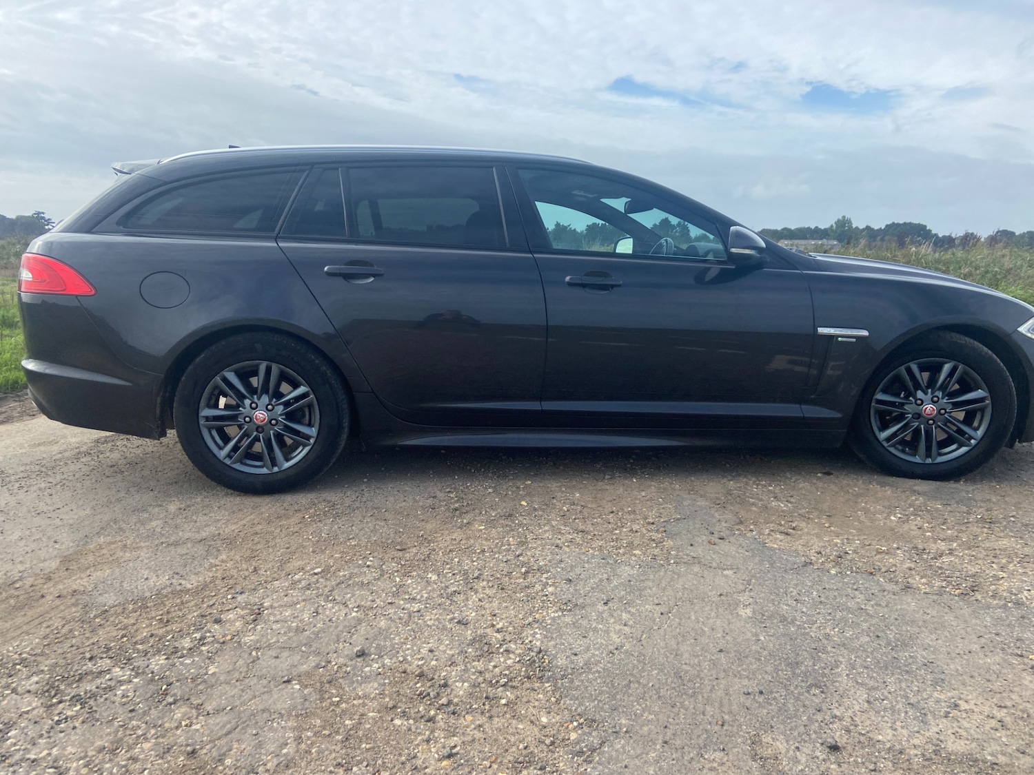 Used Jaguar XF 2015 for sale - 76878436: Photo 8