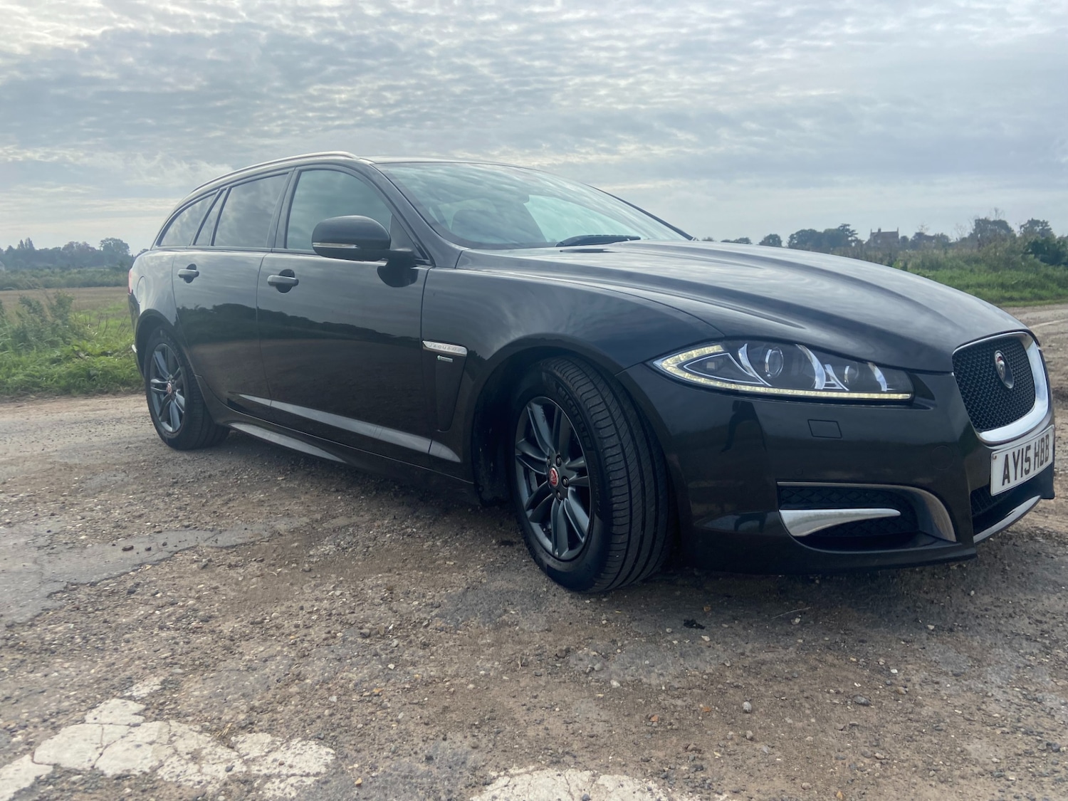 Used Jaguar XF 2015 for sale - 76878436: Photo 9