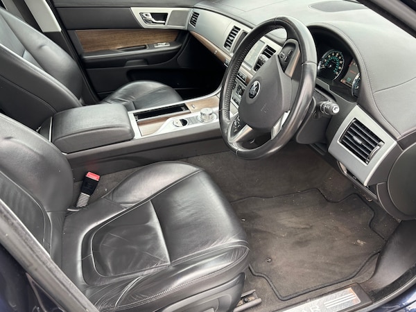 Used Jaguar XF 2012 for sale - 70791679: Photo 11