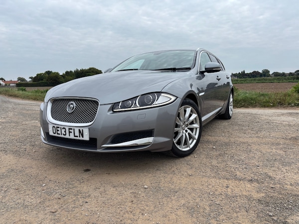 Used Jaguar XF 2013 for sale - 64082648: Photo 9