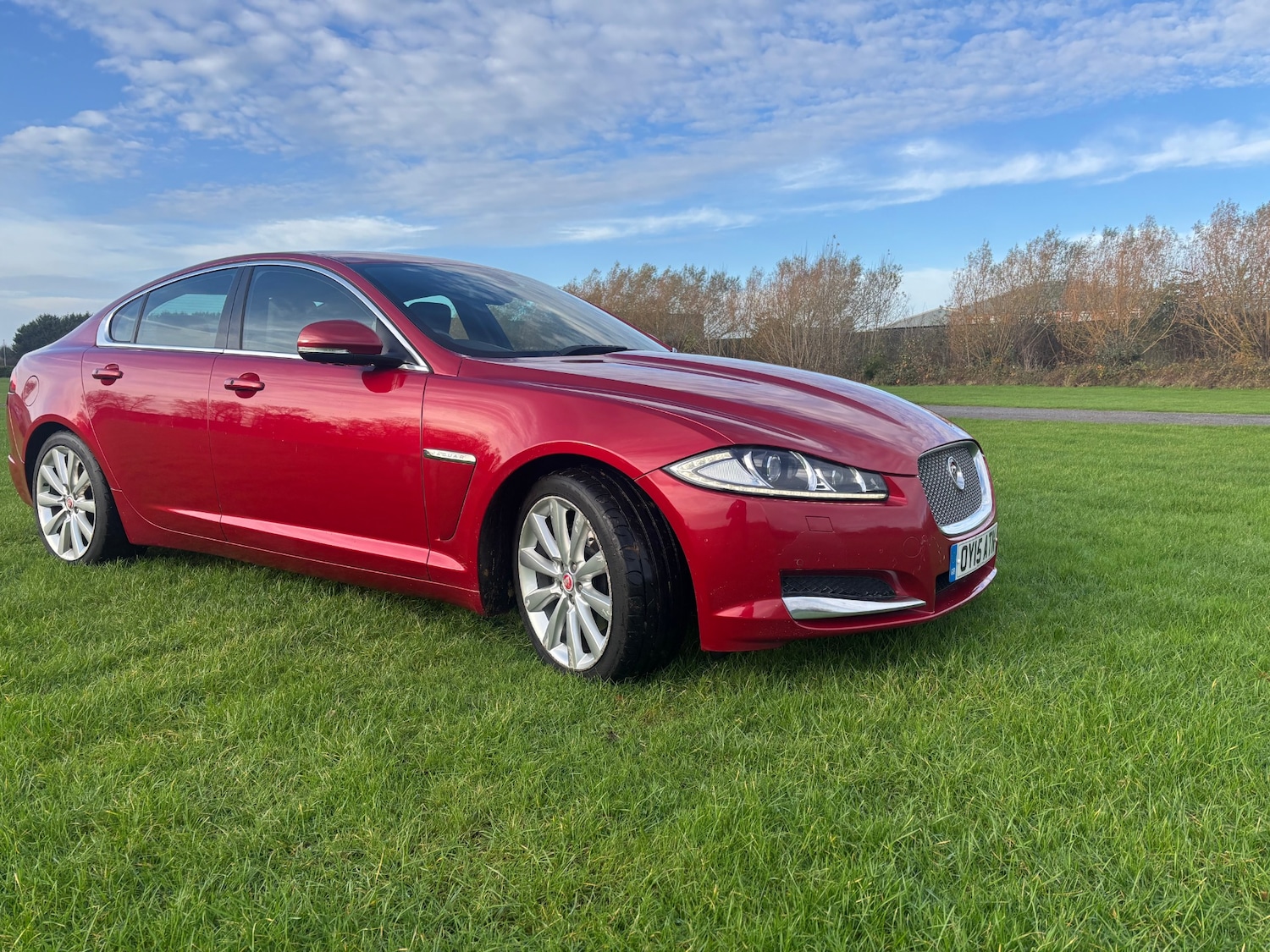 Used Jaguar XF 2015 for sale - 76854745: Photo 1