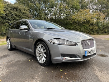 Used Jaguar XF 2013 for sale - 75960130: Photo
