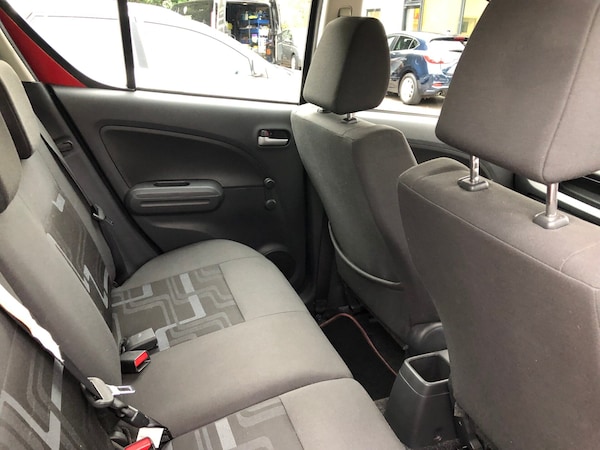 Used Suzuki Splash 2012 for sale - 76301192: Photo 8