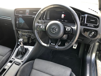 Used Volkswagen Golf 2018 for sale - 78452575: Photo