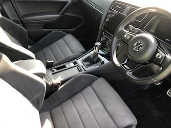 Used Volkswagen Golf 2018 for sale - 78452575: Photo