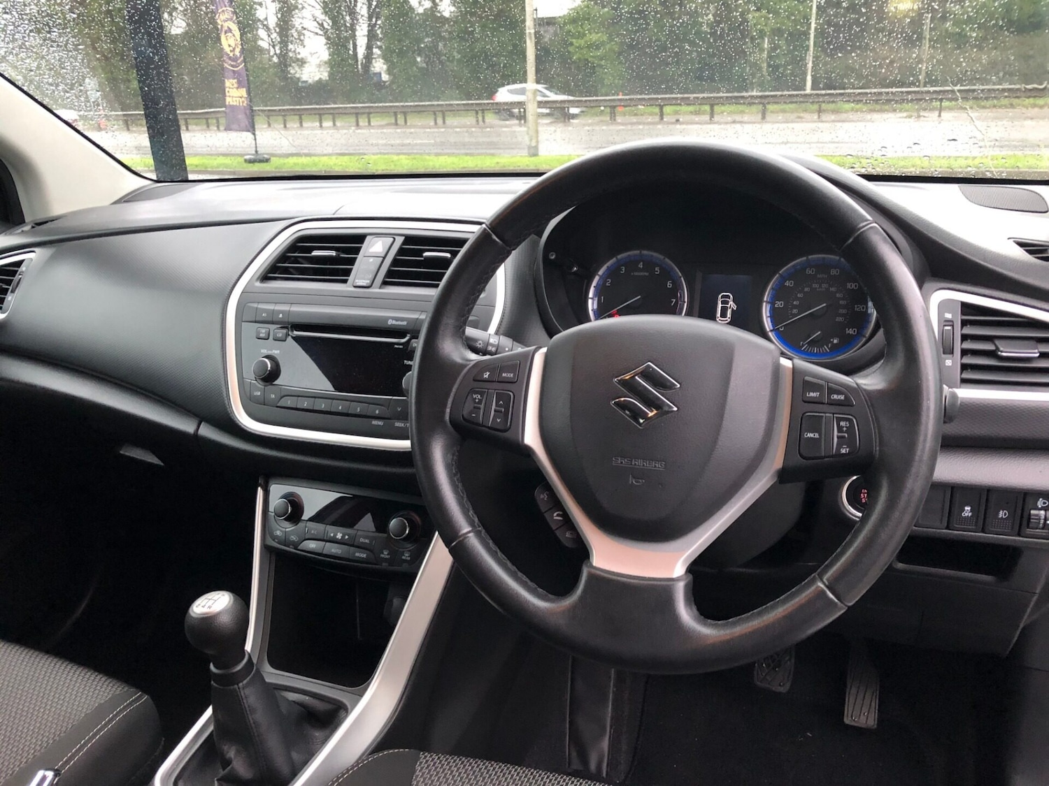 Used Suzuki SX4 S-Cross 2014 for sale - 77211331: Photo 5