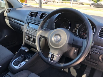 Used Volkswagen Golf 2010 for sale - 79469281: Photo