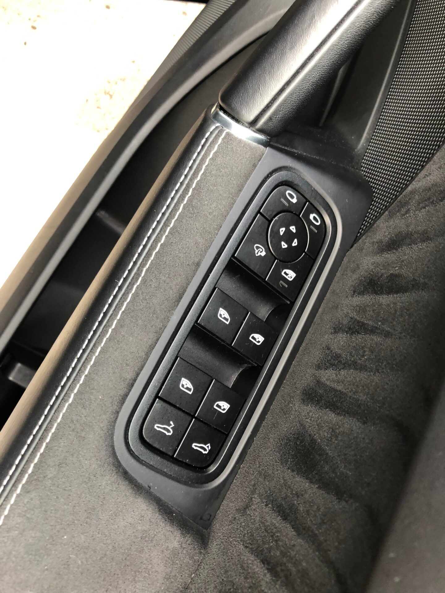 Used Porsche Cayenne 2023 for sale - 77530451: Photo 31