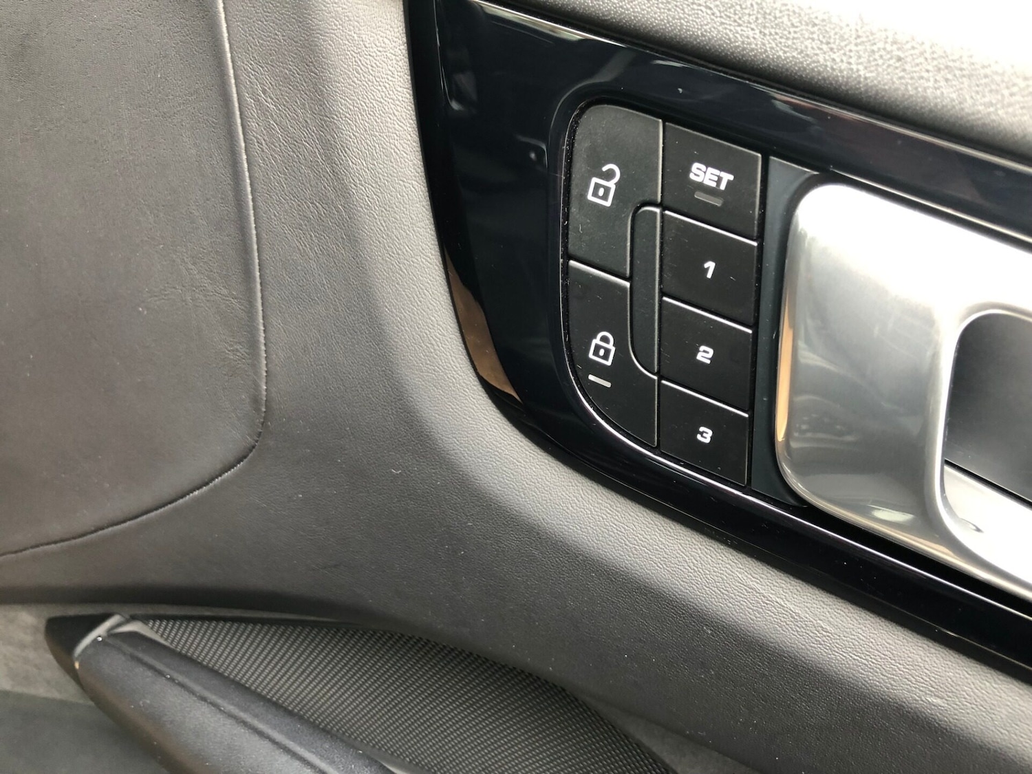 Used Porsche Cayenne 2023 for sale - 77530451: Photo 32