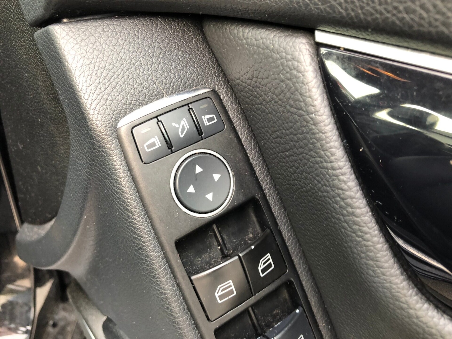 Used Mercedes-Benz C Class 2011 for sale - 77764177: Photo 20