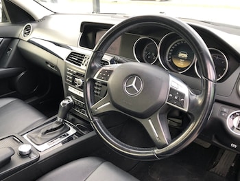 Used Mercedes-Benz C Class 2011 for sale - 77764177: Photo