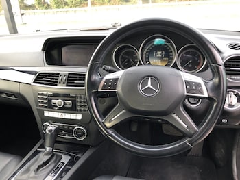 Used Mercedes-Benz C Class 2011 for sale - 77764177: Photo