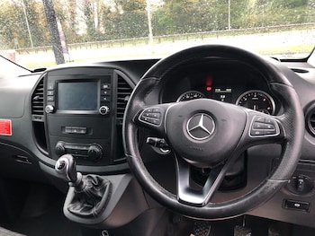 Used Mercedes-Benz Vito 2019 for sale - 76577156: Photo