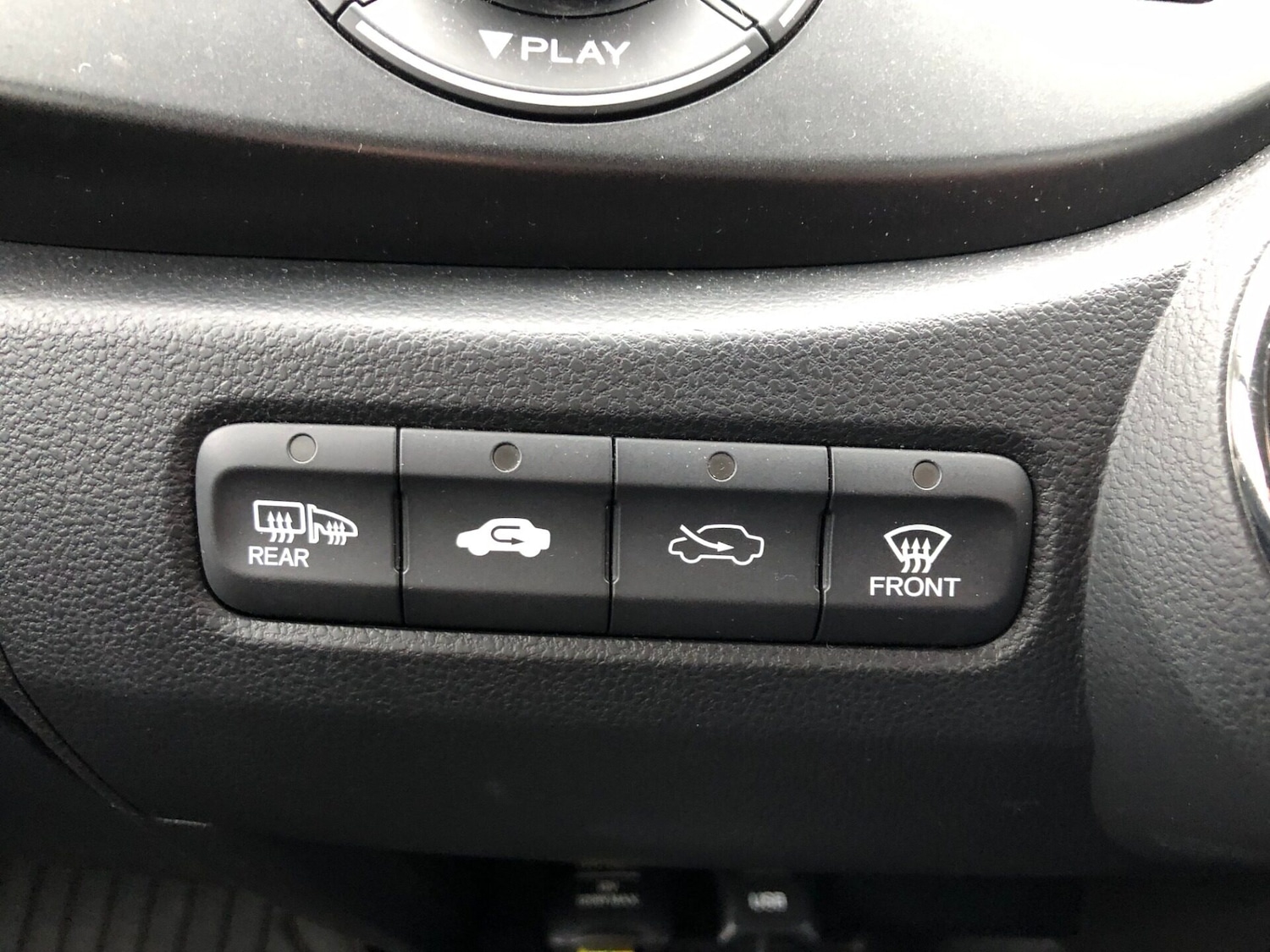 Used Honda Jazz 2014 for sale - 77208691: Photo 18