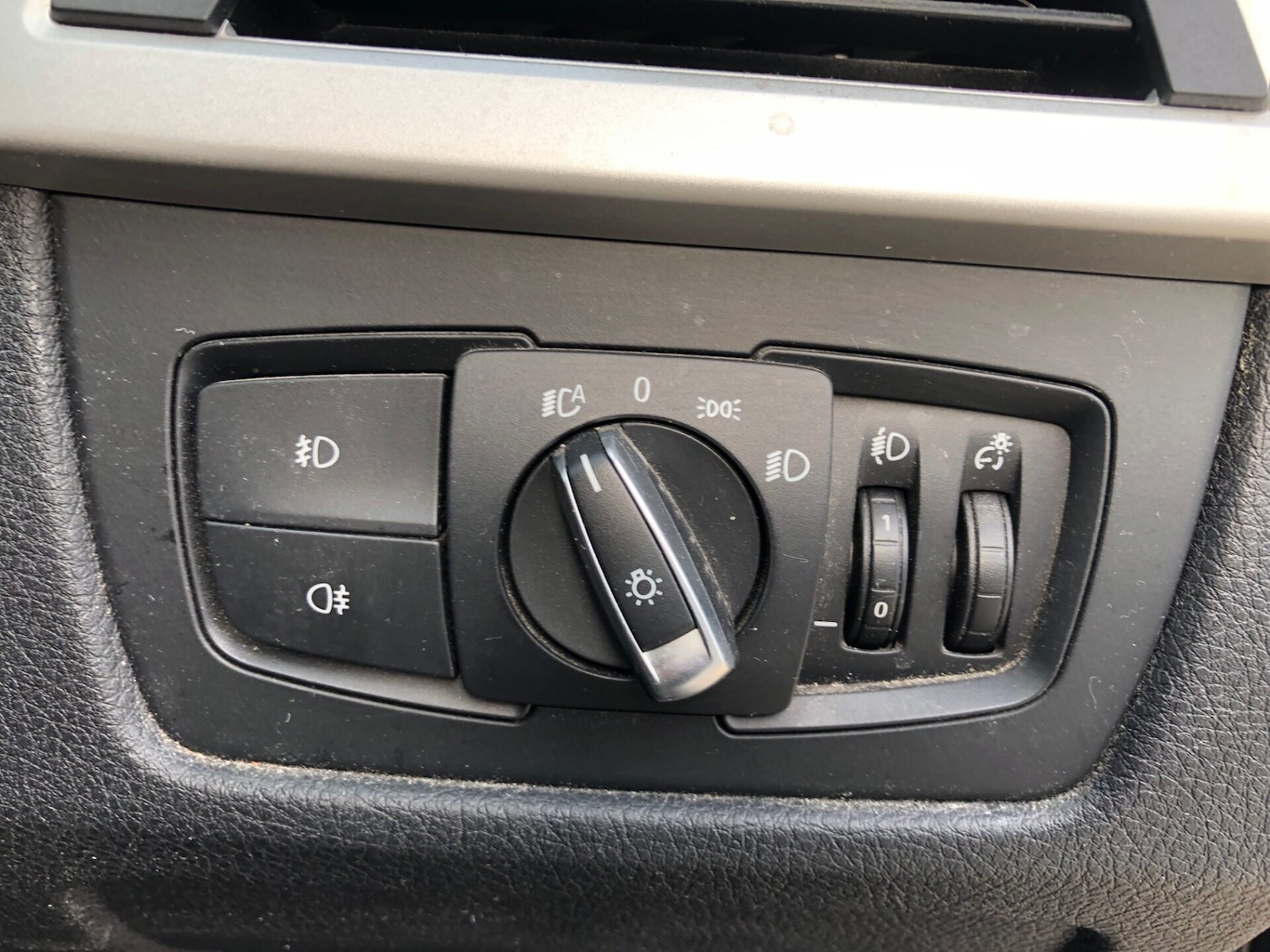 Used BMW 3 Series 2012 for sale - 77764174: Photo 21