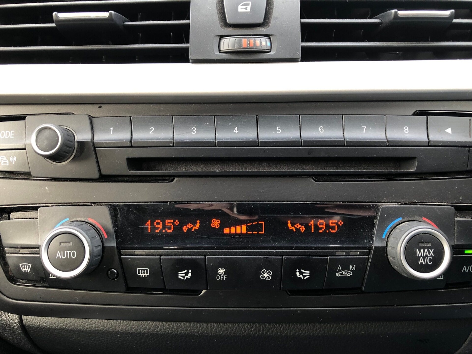 Used BMW 3 Series 2012 for sale - 77764174: Photo 24