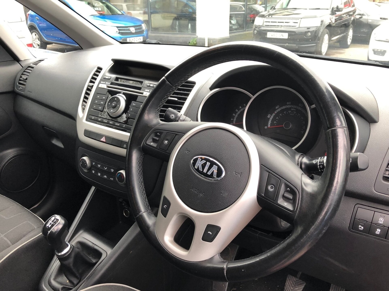 Used Kia Venga 2017 for sale - 77679830: Photo 2