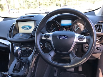 Used Ford Kuga 2016 for sale - 77967733: Photo