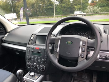 Used Land Rover Freelander 2010 for sale - 76144394: Photo 4