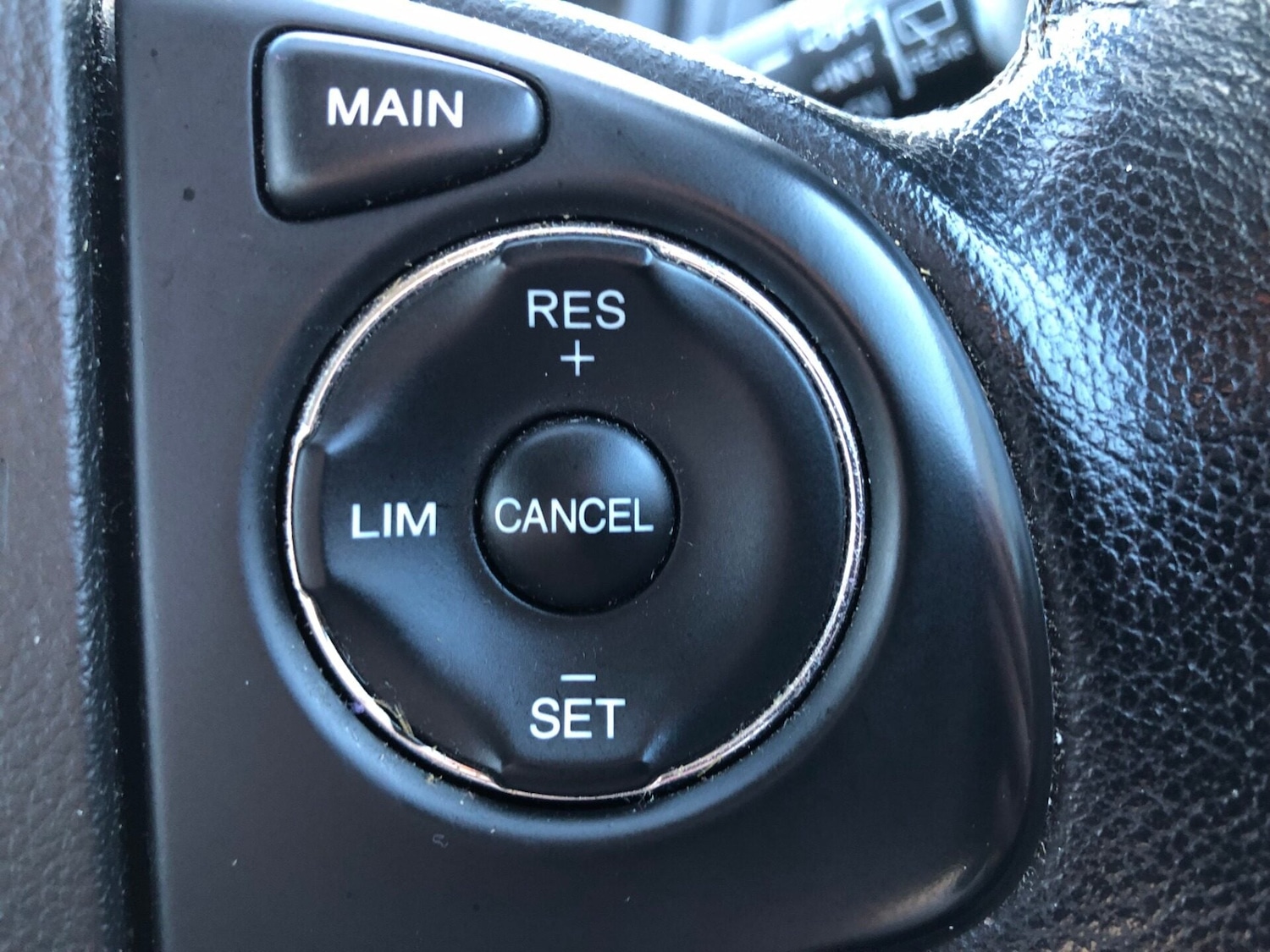 Used Honda CR-V 2015 for sale - 76932226: Photo 16