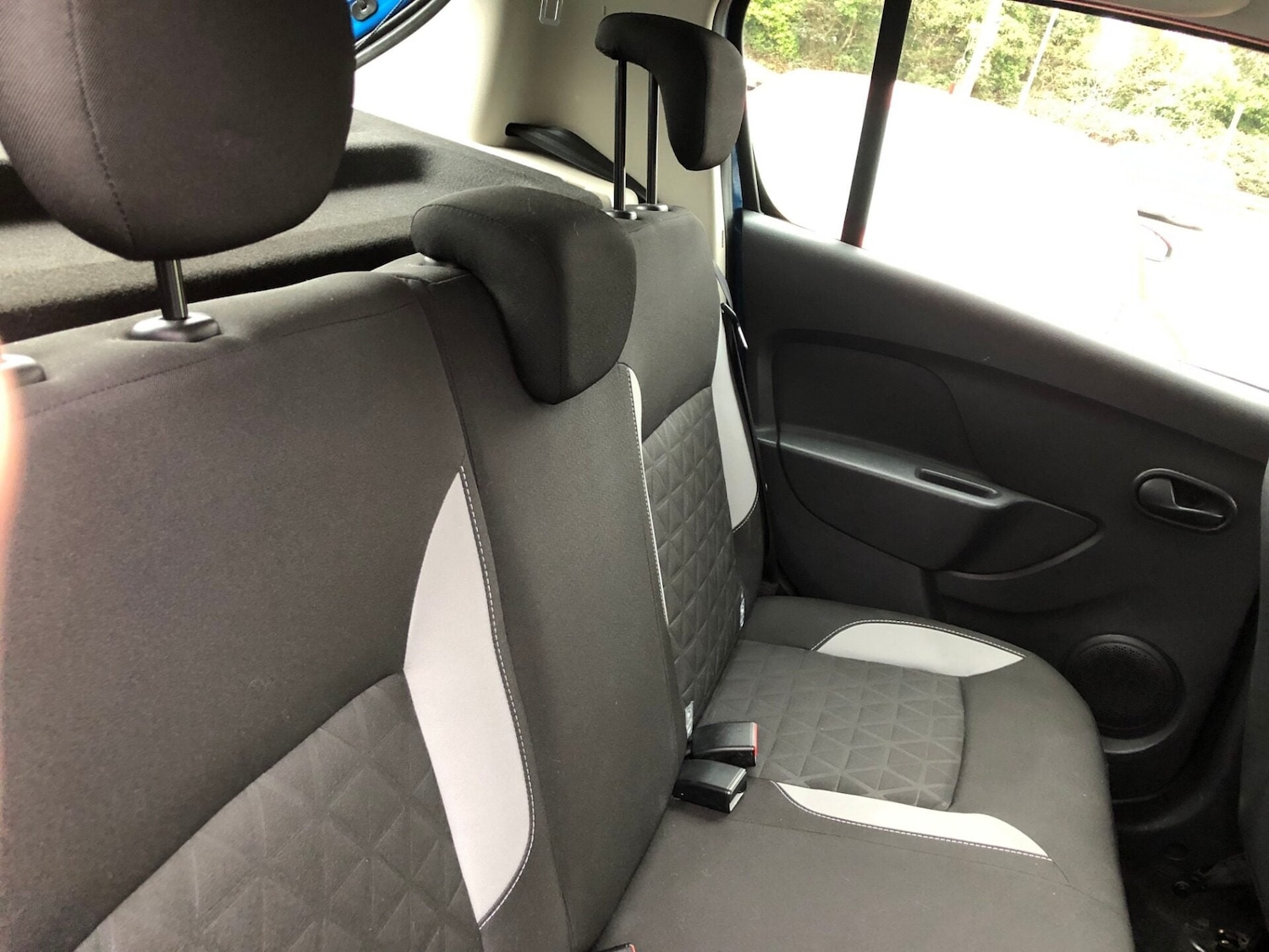 Used Dacia Sandero Stepway 2013 for sale - 77605419: Photo 6