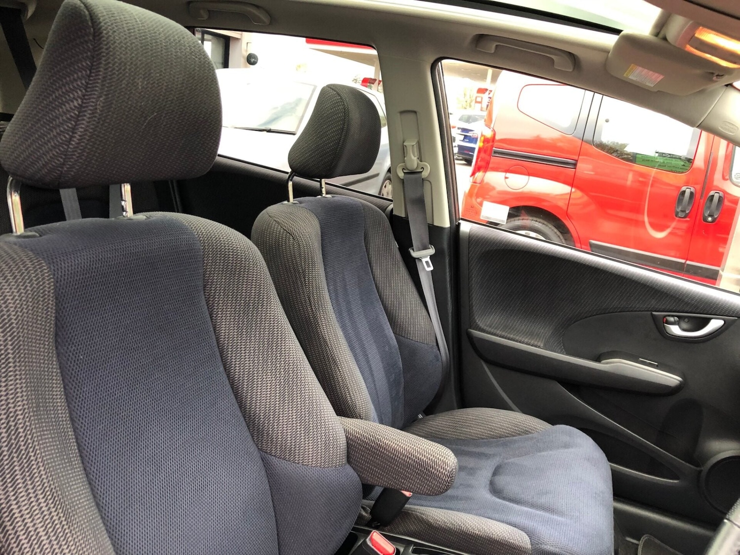 Used Honda Jazz 2012 for sale - 76748962: Photo 7