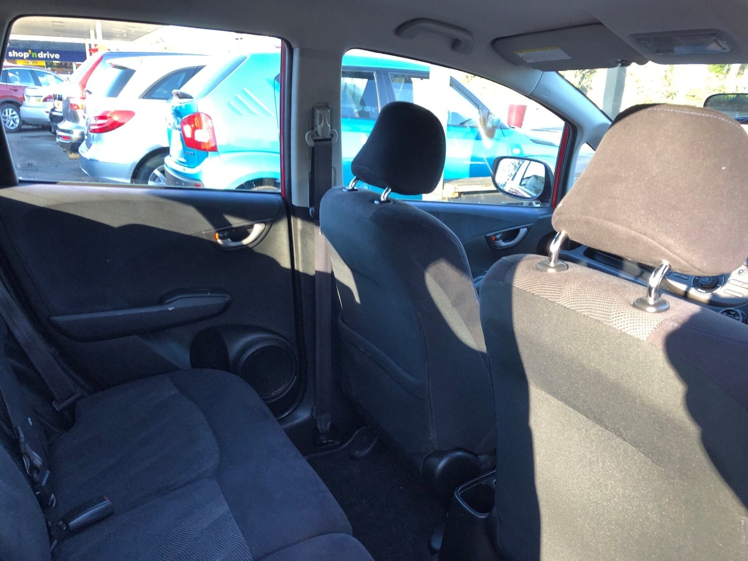 Used Honda Jazz 2010 for sale - 77055989: Photo 16