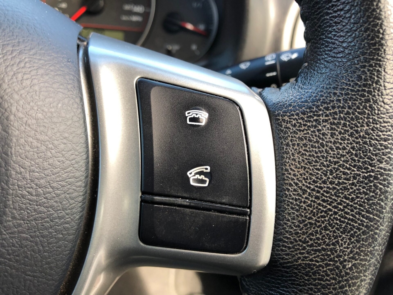 Used Toyota Yaris 2012 for sale - 76436308: Photo 30