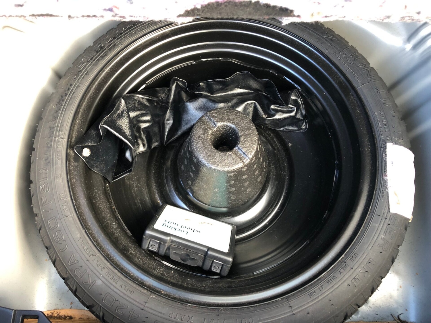 Used Toyota Yaris 2012 for sale - 76436308: Photo 32