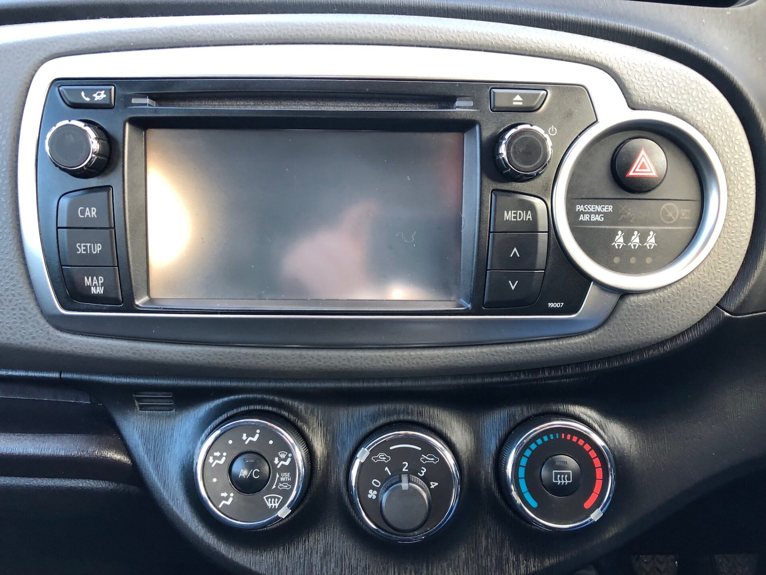 Used Toyota Yaris 2012 for sale - 76436308: Photo 34