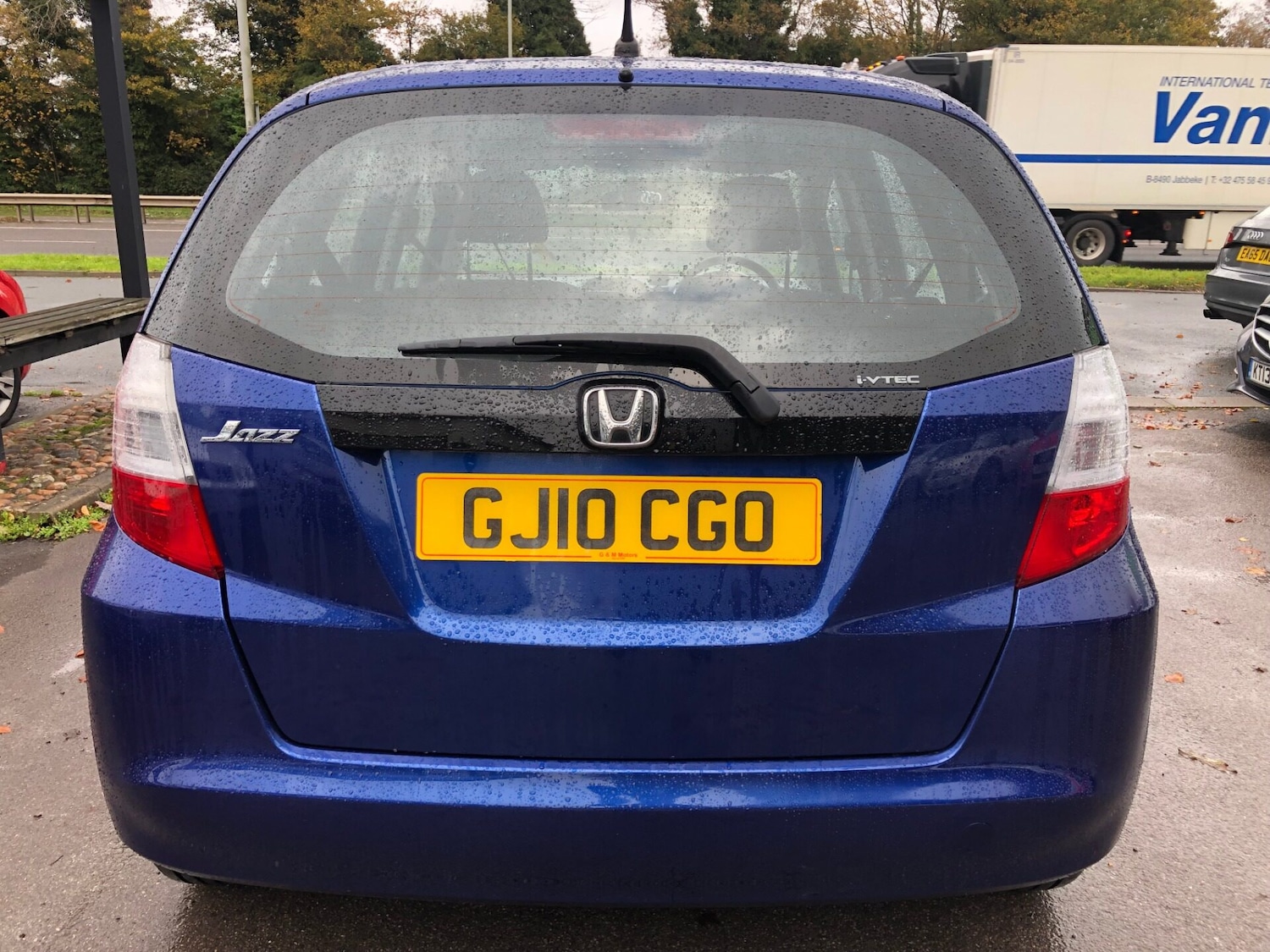 Used Honda Jazz 2010 for sale - 76504611: Photo 12
