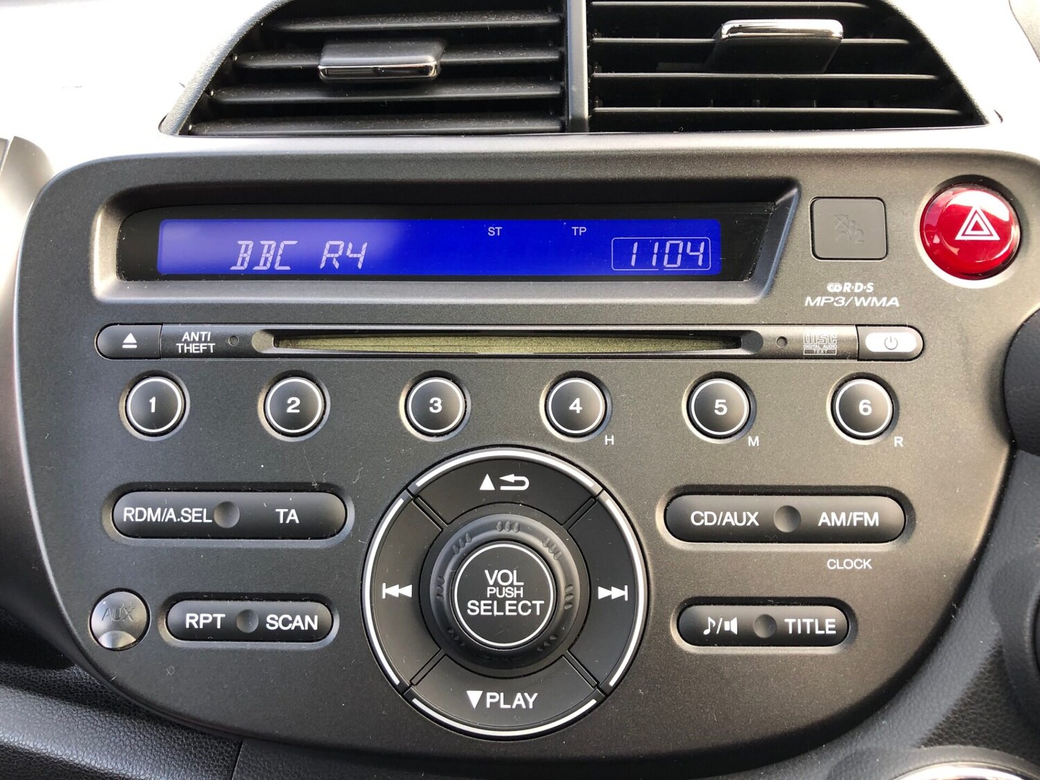 Used Honda Jazz 2011 for sale - 76352359: Photo 23