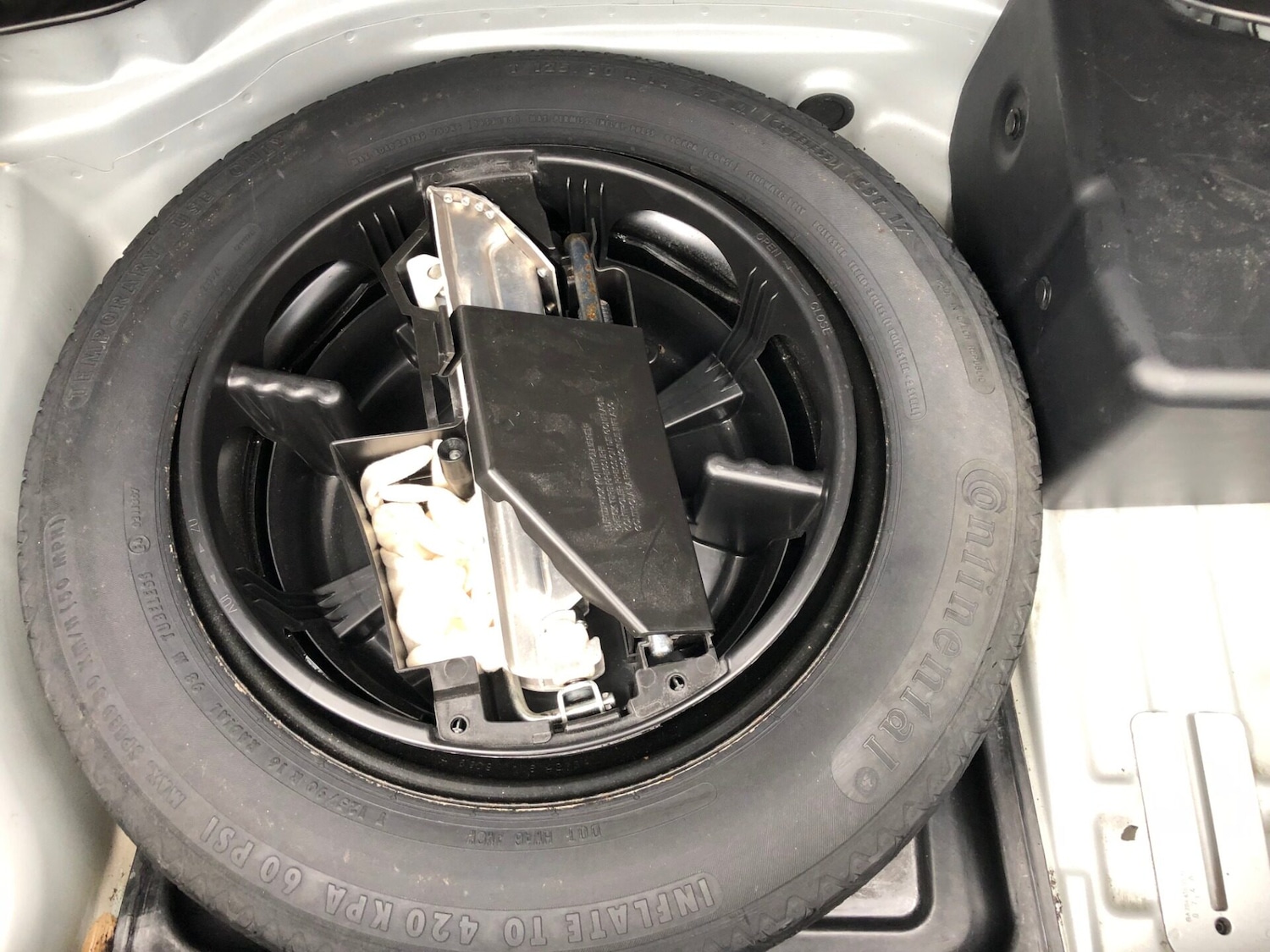 Used Mercedes-Benz C Class 2013 for sale - 76508918: Photo 29