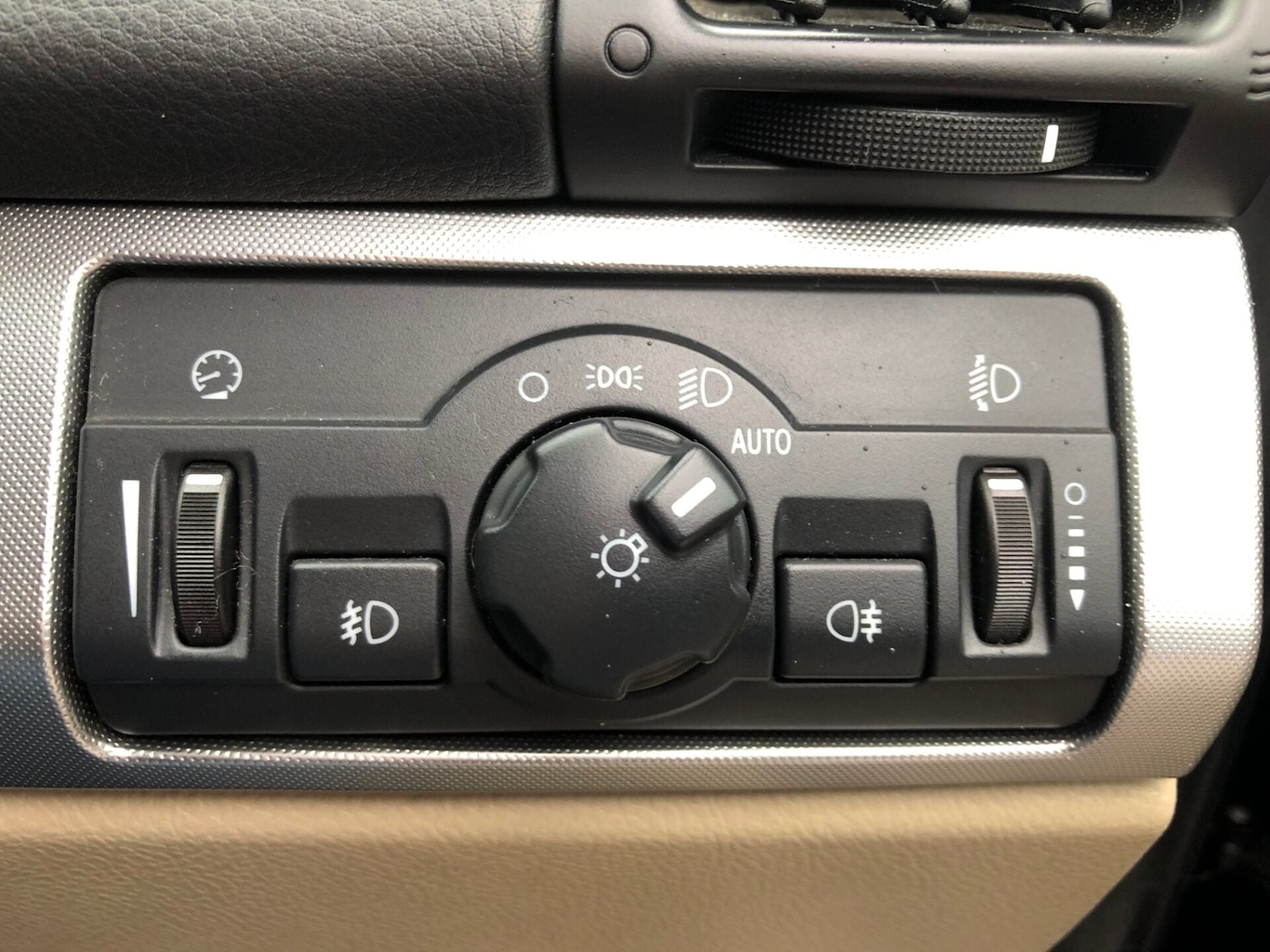 Used Land Rover Freelander 2010 for sale - 77620744: Photo 18