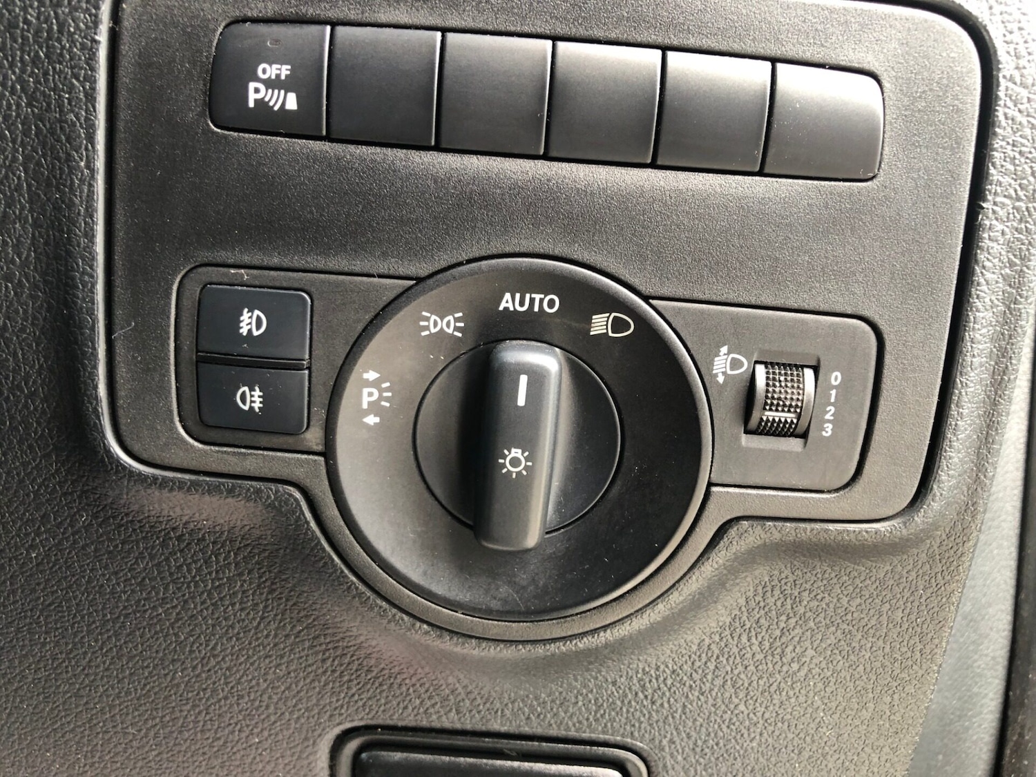 Used Mercedes-Benz Vito 2019 for sale - 77760733: Photo 14