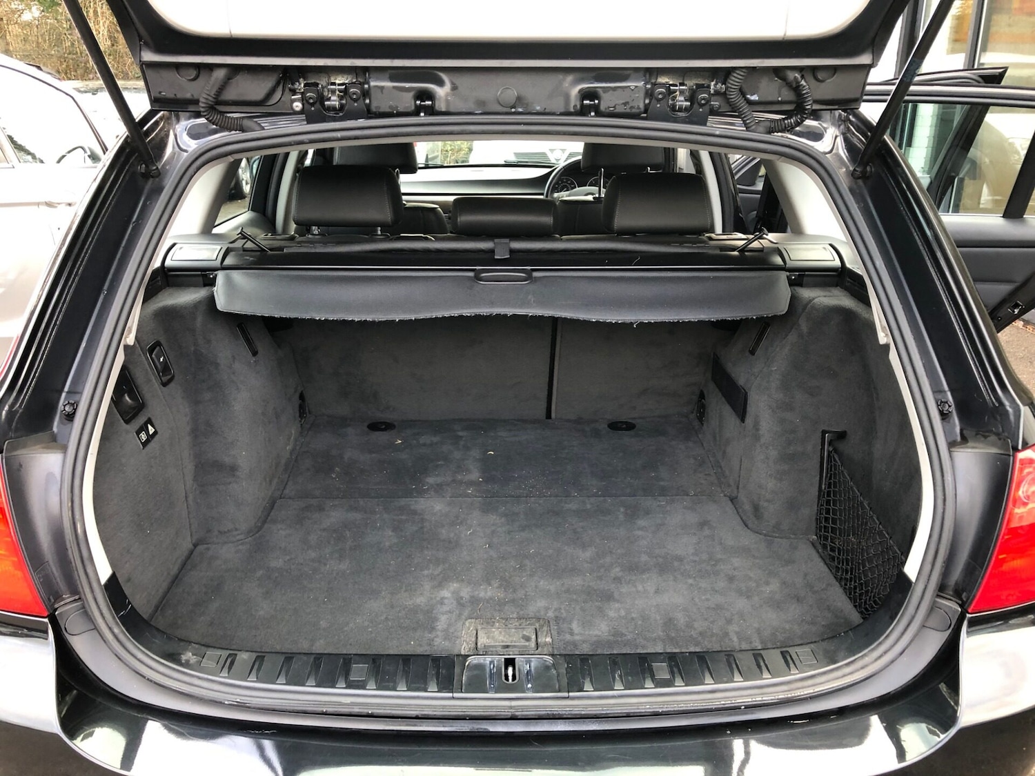 Used BMW 3 Series 2010 for sale - 77365451: Photo 9