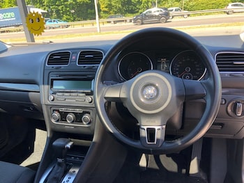 Used Volkswagen Golf 2010 for sale - 78433989: Photo