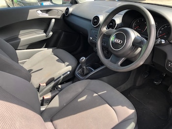 Used Audi A1 2010 for sale - 78888735: Photo