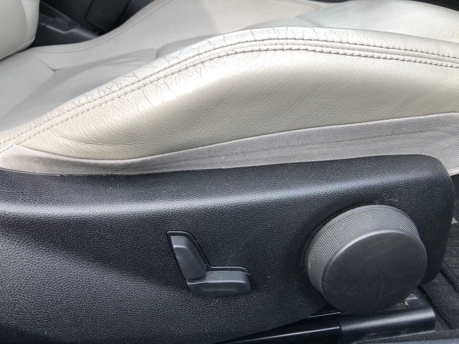 Used Mercedes-Benz E Class 2010 for sale - 77873523: Photo 30