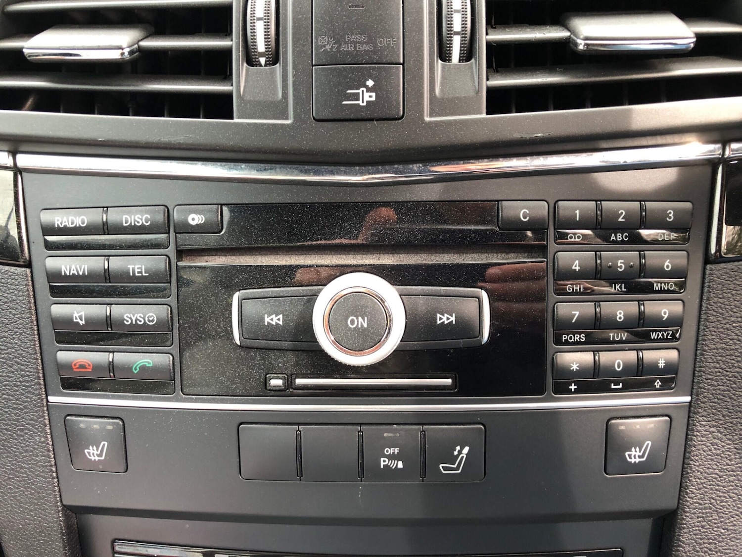 Used Mercedes-Benz E Class 2010 for sale - 77873523: Photo 34