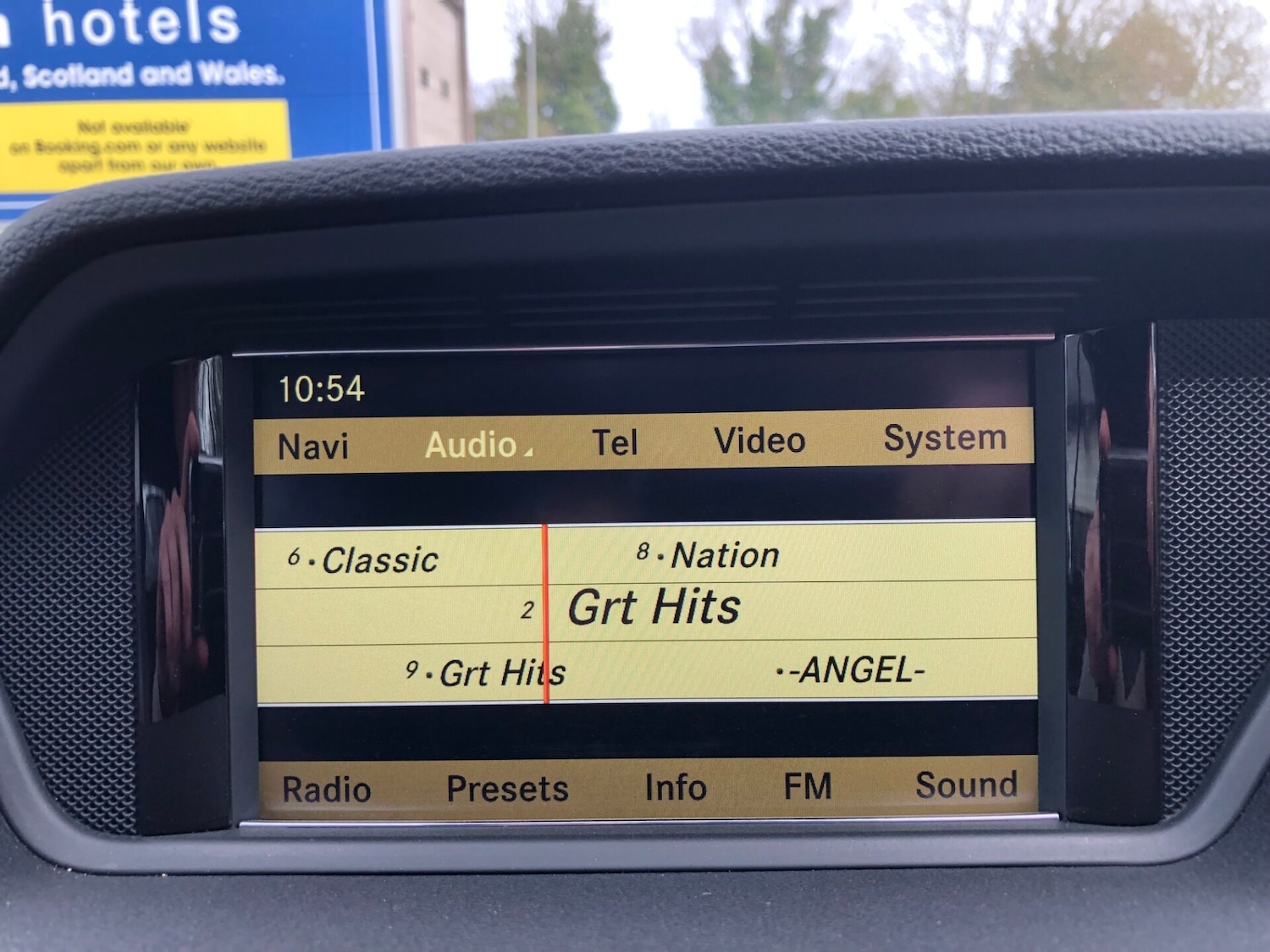 Used Mercedes-Benz E Class 2010 for sale - 77873523: Photo 35