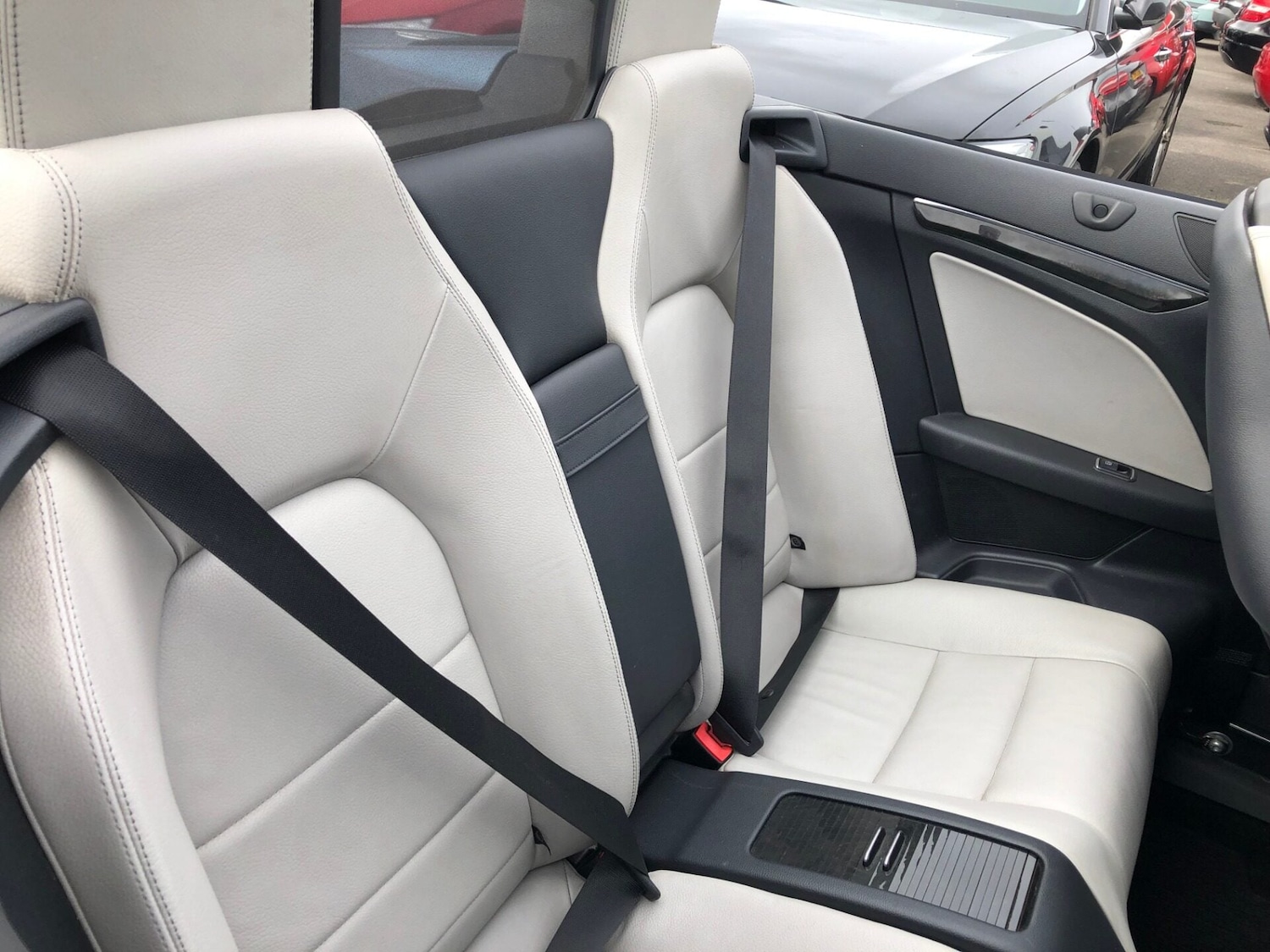 Used Mercedes-Benz E Class 2010 for sale - 77873523: Photo 8