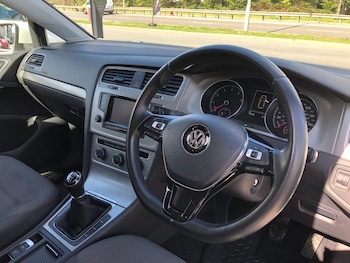 Used Volkswagen Golf 2014 for sale - 78054366: Photo