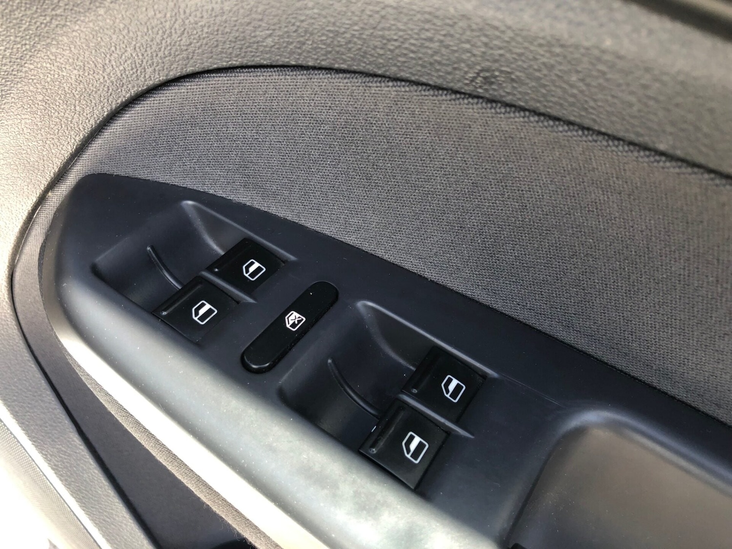 Used Volkswagen Touran 2012 for sale - 78025564: Photo 27