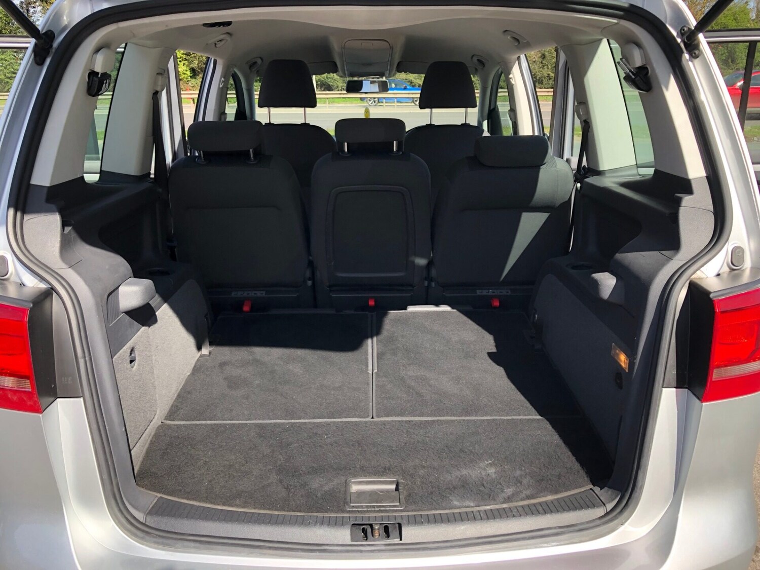 Used Volkswagen Touran 2012 for sale - 78025564: Photo 7